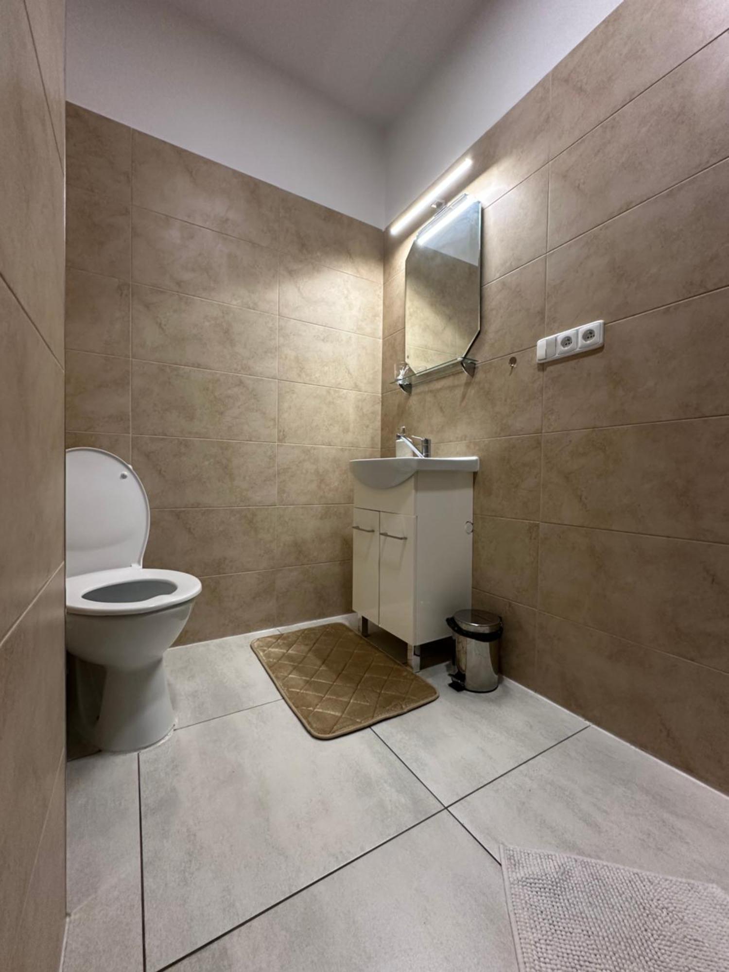 Modern & Cozy Apartment Near Hockey & Football Arena Bratysława Zewnętrze zdjęcie